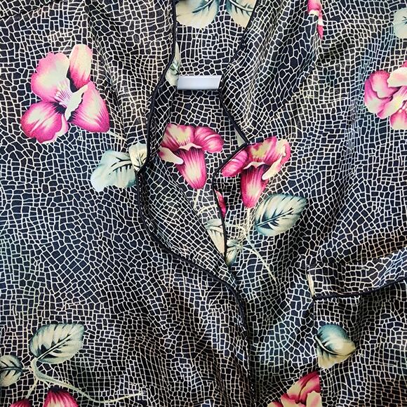 Vintage Ivy & Annabelle Floral Satin Pajama Set Size L Elastic Waist Pants - Picture 6 of 14
